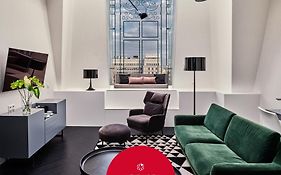 Hotel Indigo Warsaw Nowy Świat, an IHG Hotel